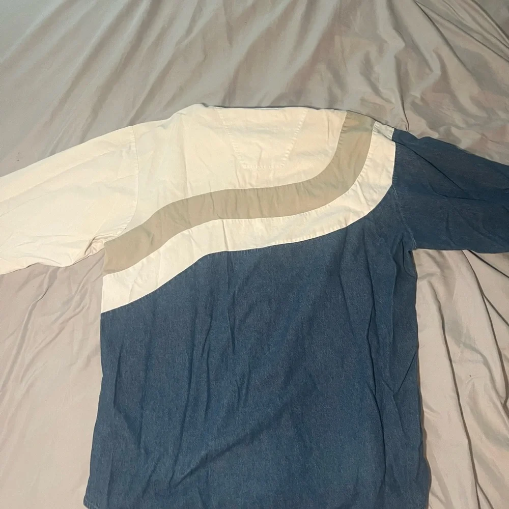 Wrangler Blue and Cream Denim Shirt - Picture 3 of 4